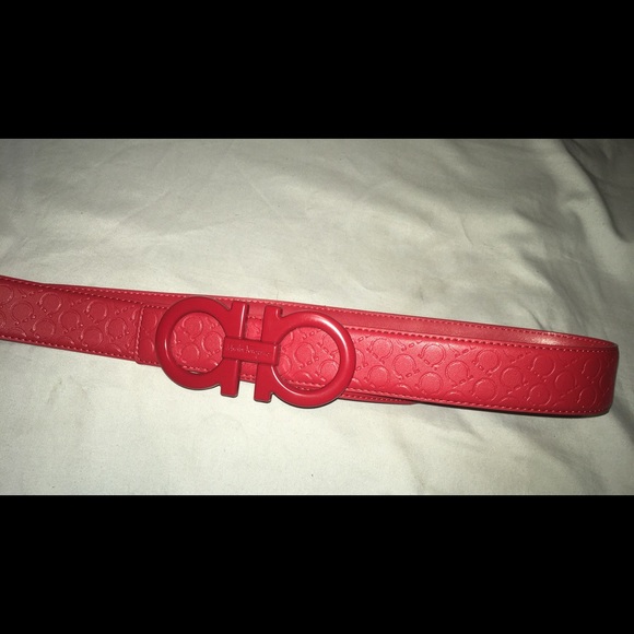 Red Ferragamo belt - Picture 4 of 4
